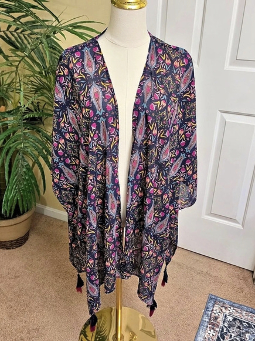 Xhilaration Paisley Open Front Cape in Blue & Pink XL/XXL Like New